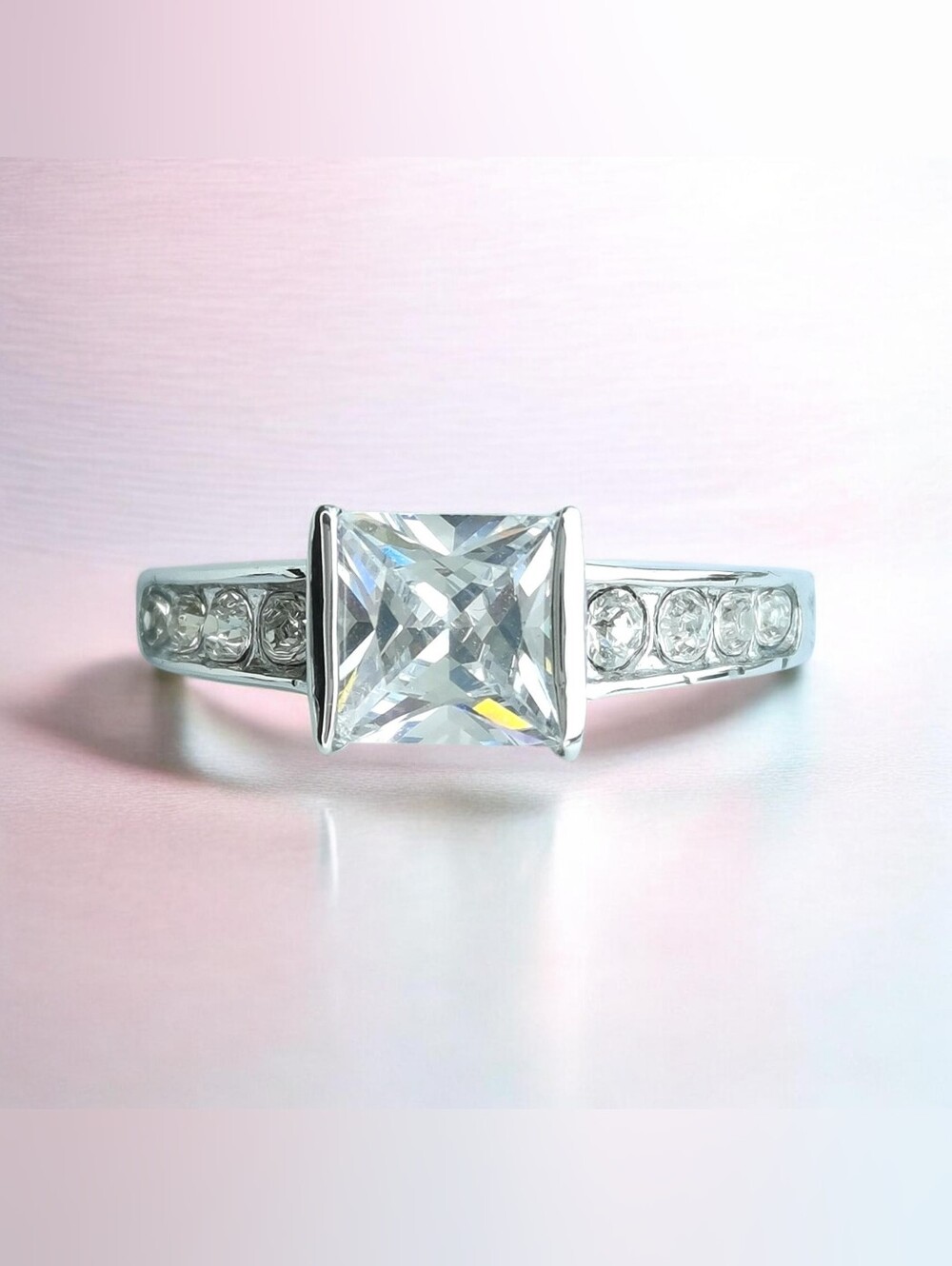 Princess cut CZ Ring Sterling Silver size 9 🆕